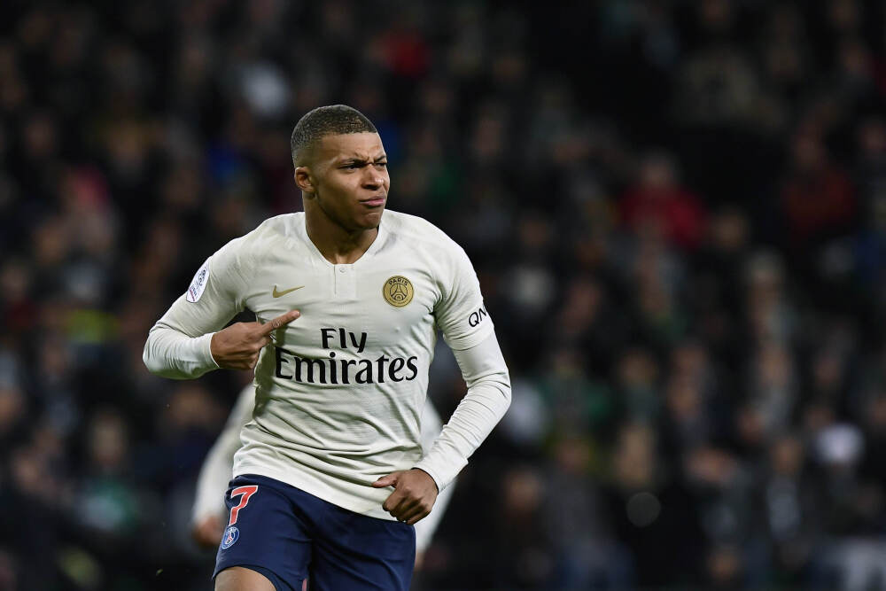 业界：推动中国品牌出新出彩 从“爆红”向“长红”转变